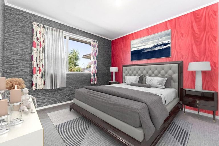 Photo of property in 4 Spode Place, Henderson, Auckland, 0612