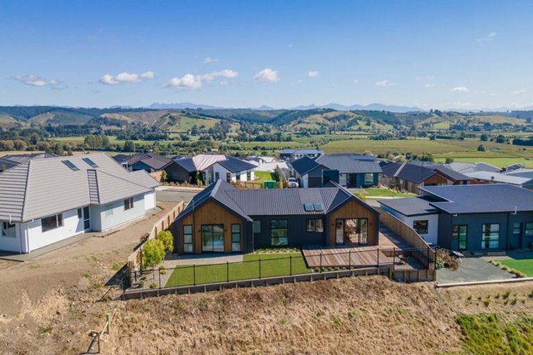 Photo of property in 49 Katania Heights, Brightwater, 7022