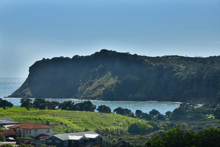 Photo of property in 31 Everard Avenue, Army Bay, Whangaparaoa, 0930