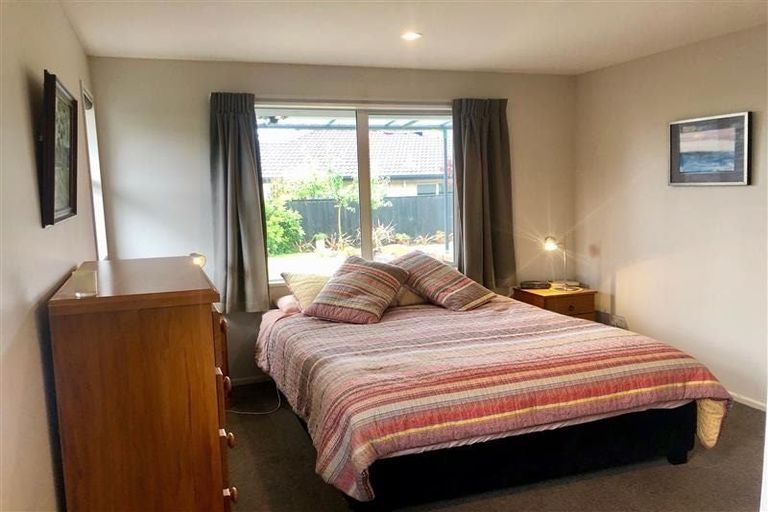 Photo of property in 28 Ngawhatu Road, Stoke, Nelson, 7011