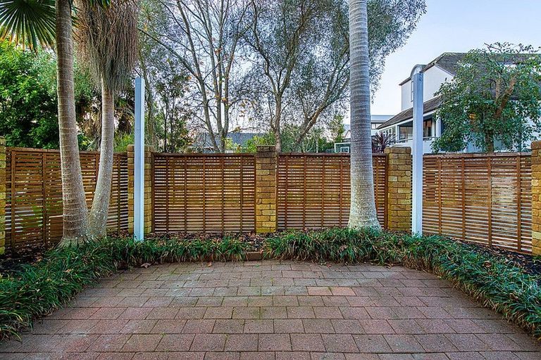 Photo of property in 1e Park Avenue, Takapuna, Auckland, 0622