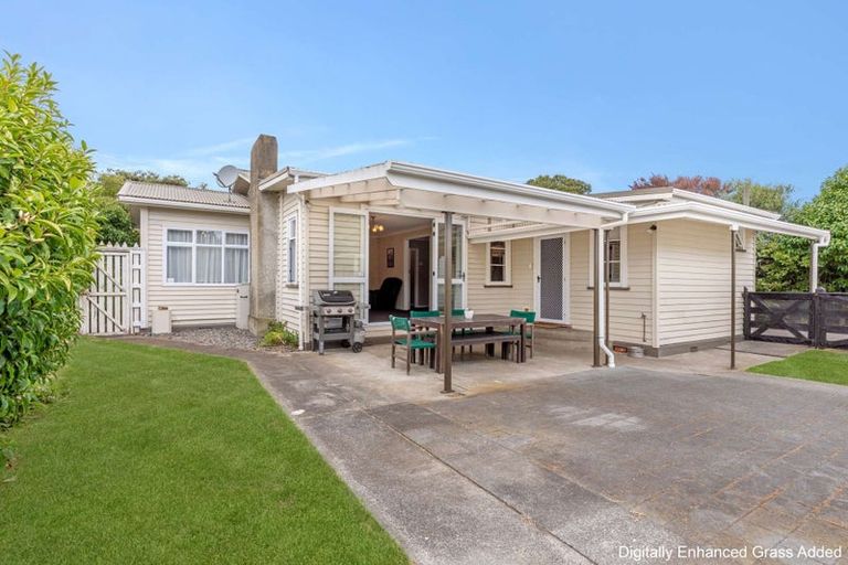 Photo of property in 21 Moore Avenue, Tawhero, Whanganui, 4501