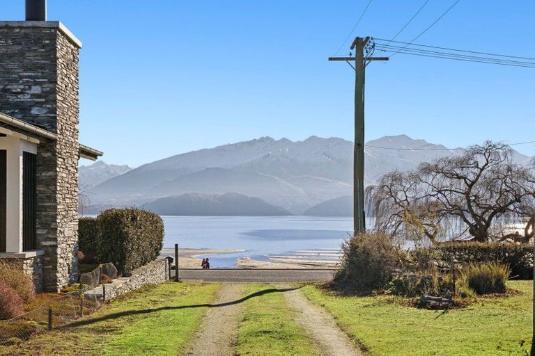 Photo of property in 21 Aubrey Road, Wanaka, 9305