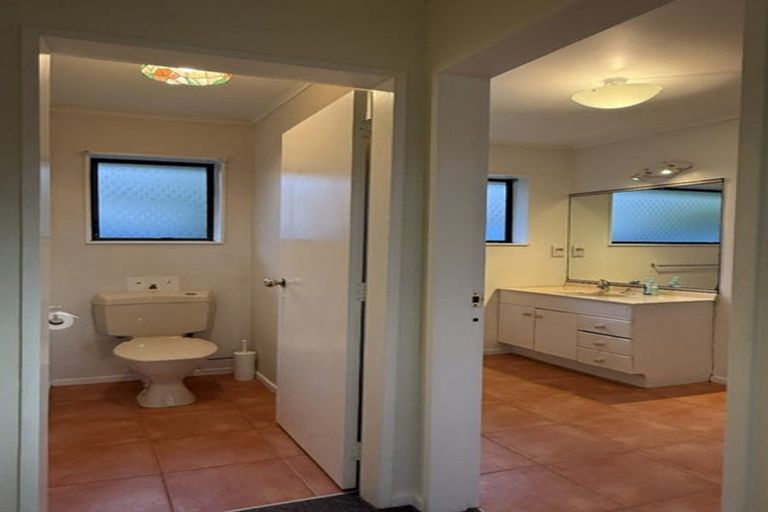 Photo of property in 2/362 Stokes Valley Road, Stokes Valley, Lower Hutt, 5019