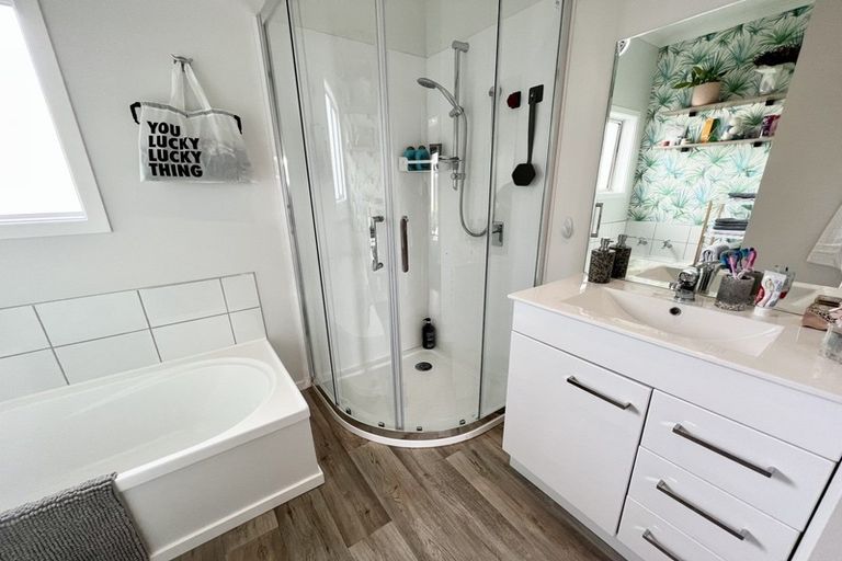 Photo of property in 42 Lowe Street, Avenal, Invercargill, 9810