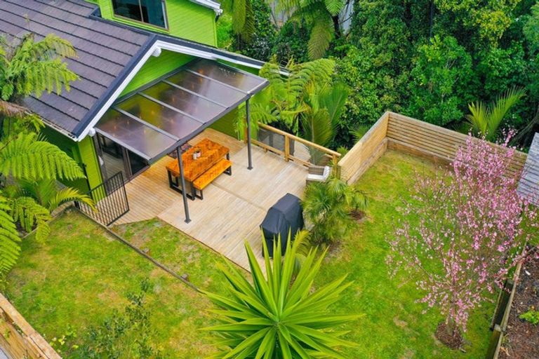 Photo of property in 18b Mayfair Place, Westown, New Plymouth, 4310