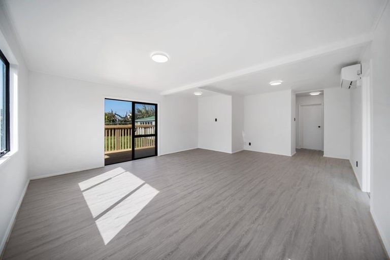 Photo of property in 54 Valiant Street, Mangere, Auckland, 2022