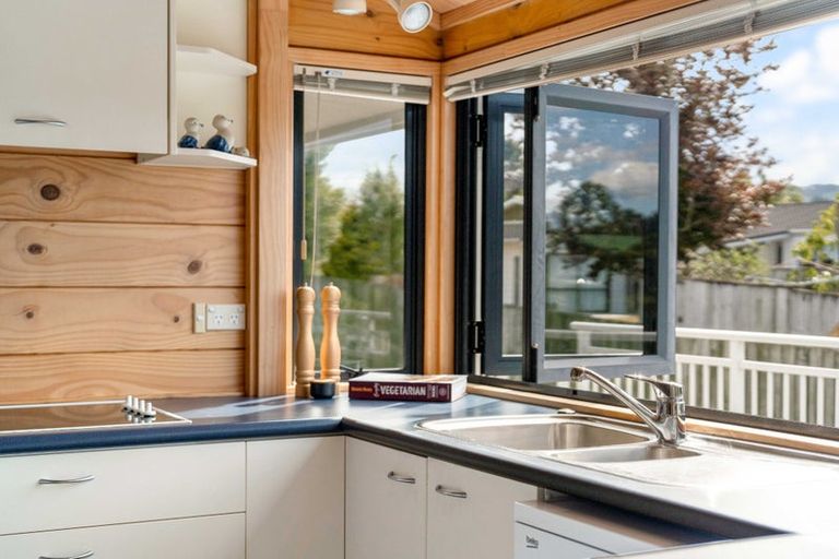 Photo of property in 11 Pleasant Place, Pauanui, Hikuai, 3579