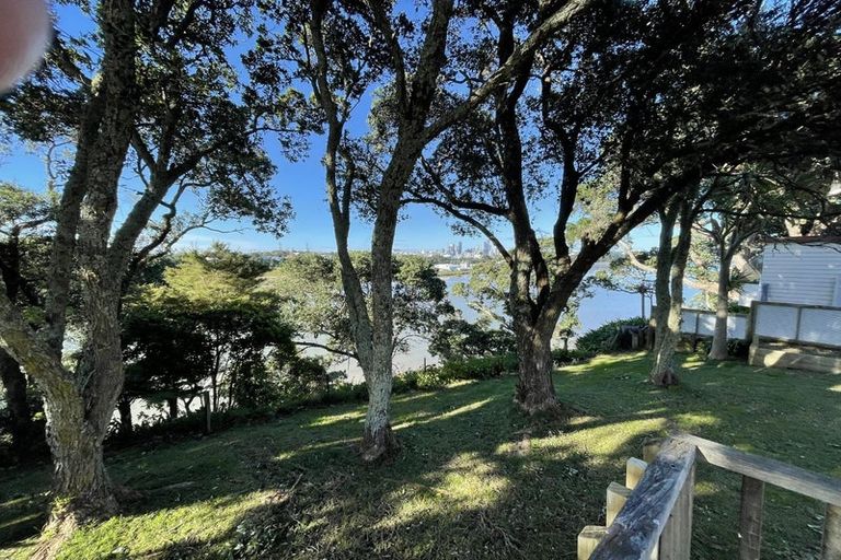 Photo of property in 79 Ngataringa Road, Devonport, Auckland, 0624