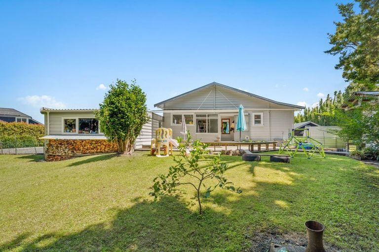 Photo of property in 34 Awanui Crescent, Matakana, Warkworth, 0985