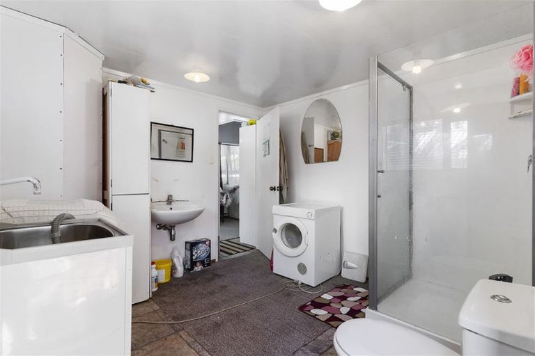 Photo of property in 10 Whites Road, Whitford, Howick, 2571