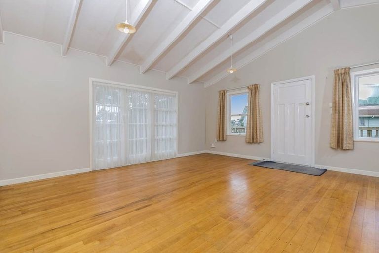 Photo of property in 165 Royal Road, Massey, Auckland, 0614