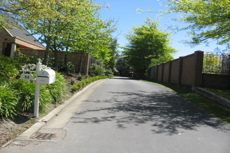 Photo of property in 54 Regent's Park Drive, Casebrook, Christchurch, 8051