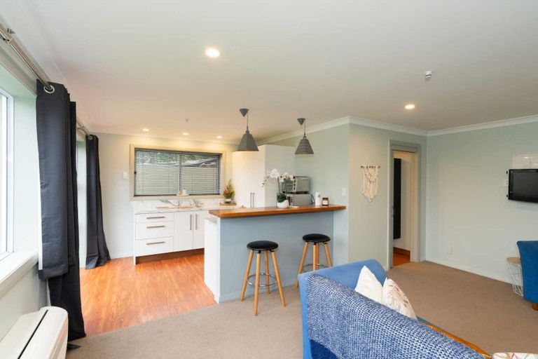 Photo of property in 6 Muhunoa West Road, Ohau, Levin, 5570