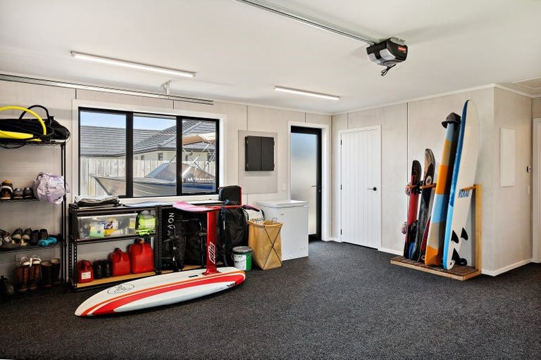 Photo of property in 19 Palm Drive, Whitianga, 3510
