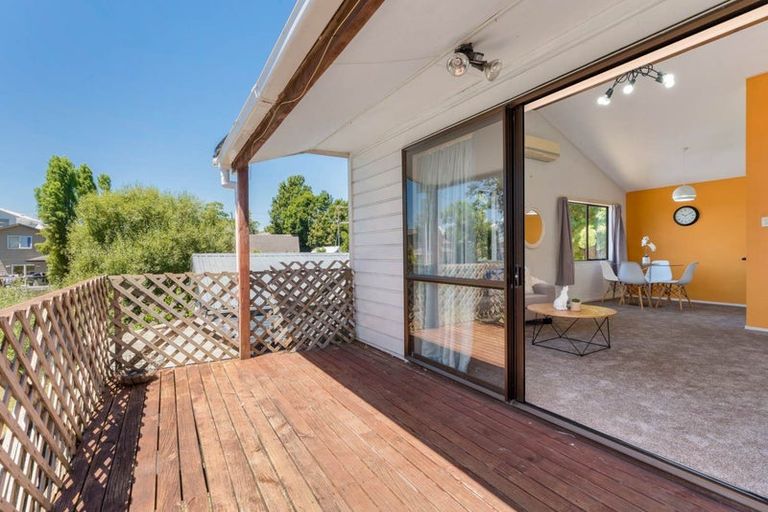 Photo of property in 2/13 Palmer Avenue, Glen Eden, Auckland, 0602