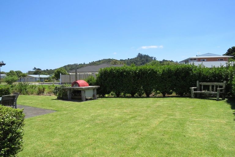 Photo of property in 32 Victoria Street, Coromandel, 3506