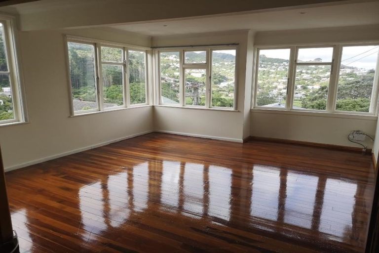 Photo of property in 14 Terawhiti Terrace, Karori, Wellington, 6012