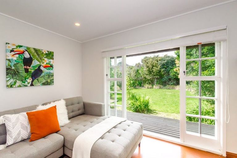 Photo of property in 57 Waimea Road, Waikanae Beach, Waikanae, 5036