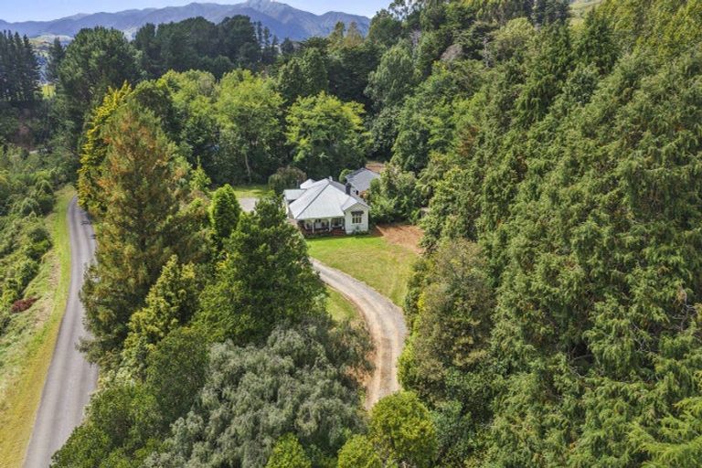 Photo of property in 1 Takapari Road, Pohangina, Ashhurst, 4884