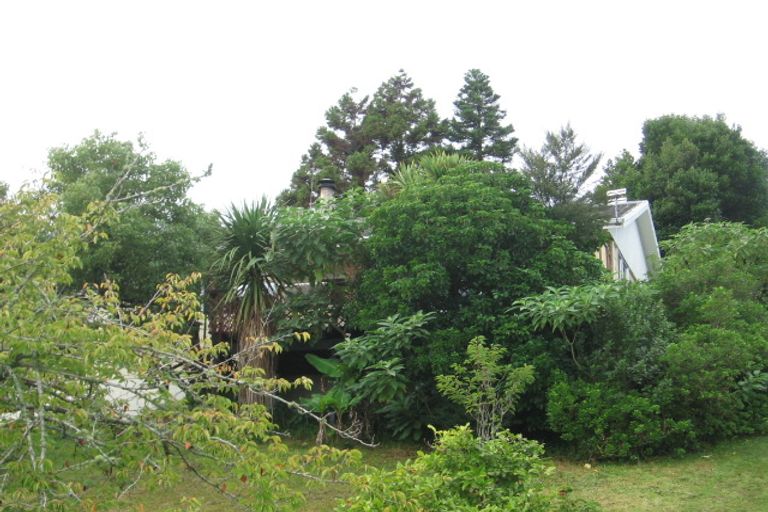 Photo of property in 34 Brunner Road, Glen Eden, Auckland, 0602