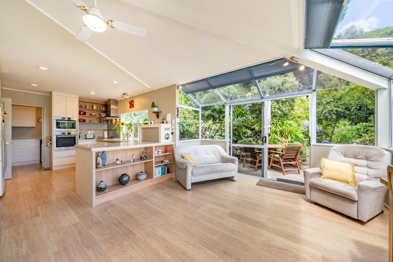 Photo of property in 88a Paremata Road, Paremata, Porirua, 5024