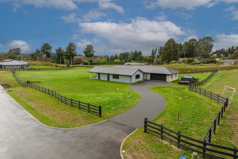 Property details for 11 Lochinvar Lane, Acacia Bay, Taupo, 3385