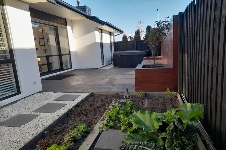 Photo of property in 16 Te Whenu Crescent, Marshland, Christchurch, 8083