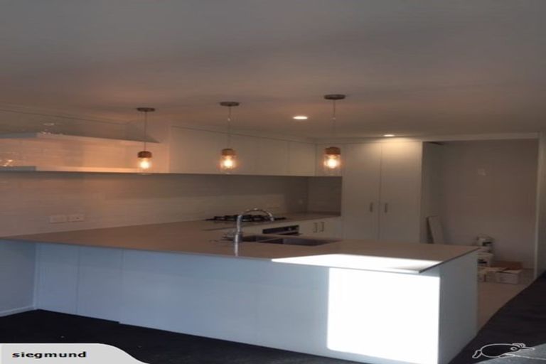 Photo of property in 5a Breakwater Way, Whitby, Porirua, 5024