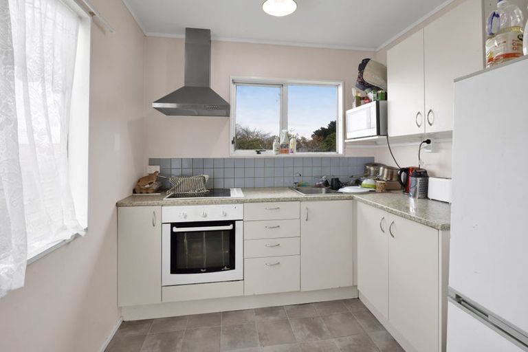 Photo of property in 1 Charles Major Place, Hawera, 4610