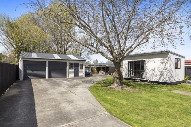 Photo of property in 14 Fatima Street, Redwood, Christchurch, 8051