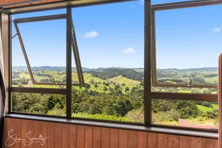 Photo of property in 338a Wairere Road, Paparoa, 0571