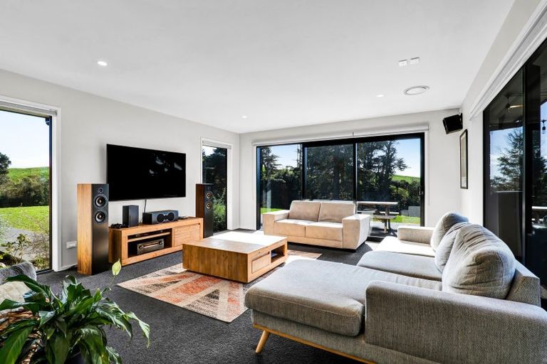 Photo of property in 160 Maude Road, Kaimiro, New Plymouth, 4371