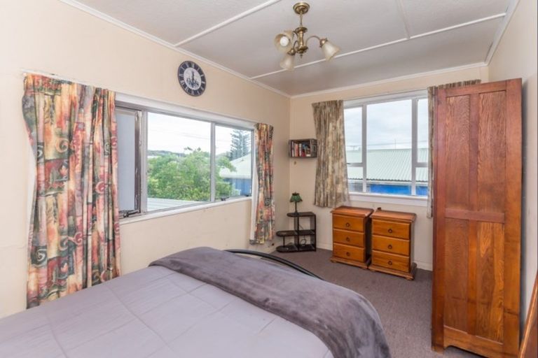 Photo of property in 25 Hunia Terrace, Himatangi Beach, Foxton, 4891