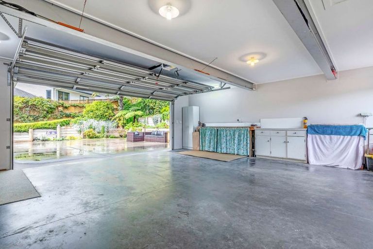 Photo of property in 24 The Fairway, Whakatane, 3120