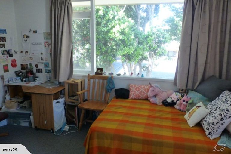 Photo of property in 11h Britannia Street, Petone, Lower Hutt, 5012