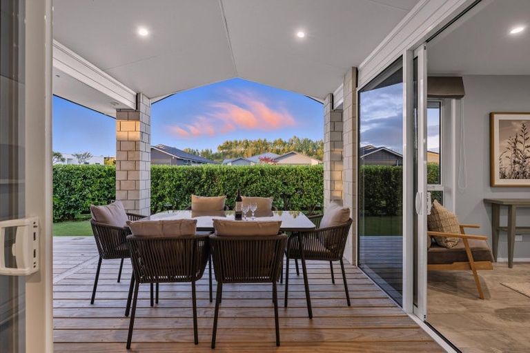 Photo of property in 46 Penetaka Heights, Pyes Pa, Tauranga, 3112