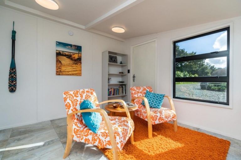 Photo of property in 22 Wairere Valley Road, Paparoa, 0571