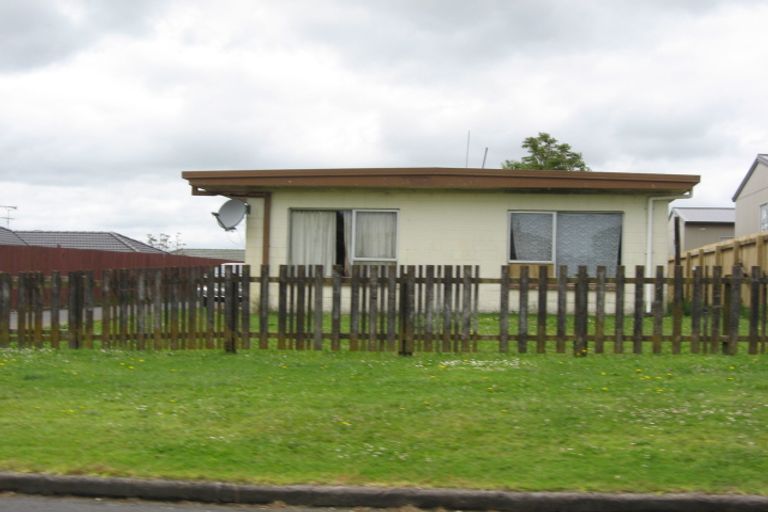 Photo of property in 69a Birdwood Road, Swanson, Auckland, 0612