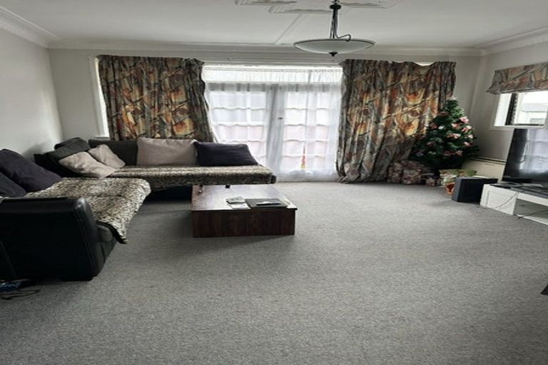 Photo of property in 302 Princes Street, Strathern, Invercargill, 9812