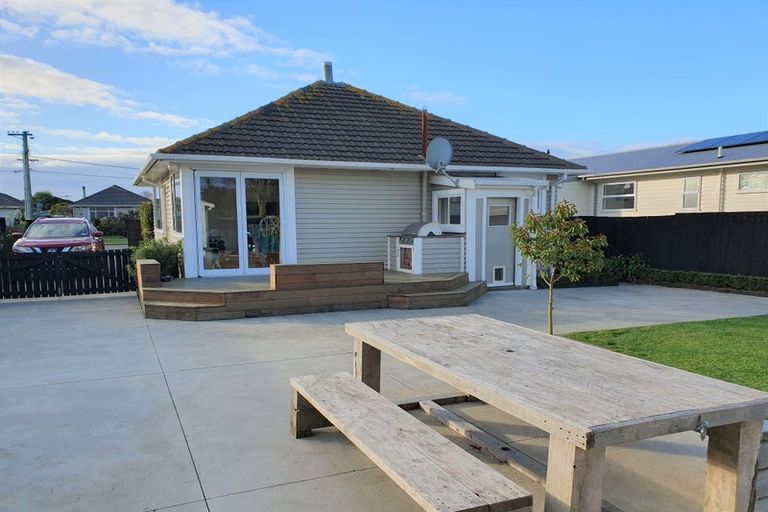 Photo of property in 72 Birchfield Avenue, Dallington, Christchurch, 8061
