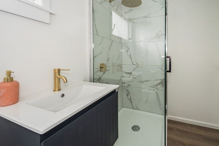 Photo of property in 16a Clyde Street, Oamaru North, Oamaru, 9400