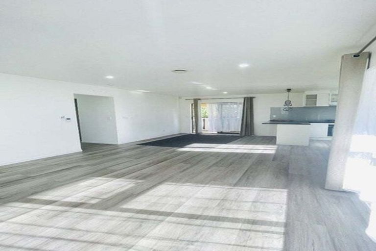 Photo of property in 37a Roseanne Road, Manurewa, Auckland, 2102