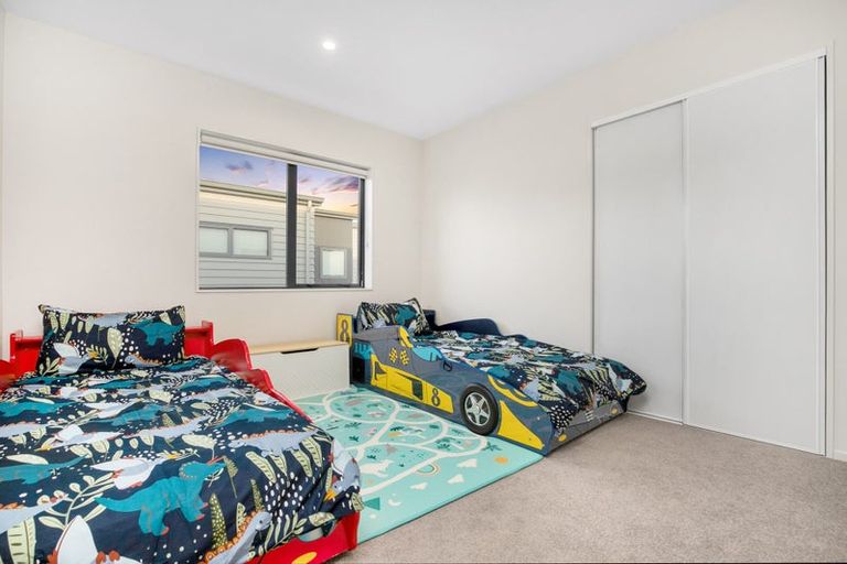 Photo of property in 39 Kabardin Street, Karaka, Papakura, 2113