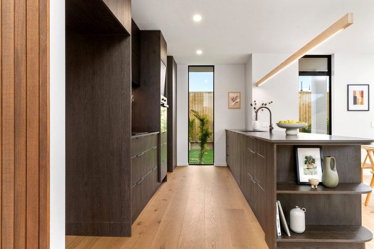 Photo of property in 157a Centaurus Road, Saint Martins, Christchurch, 8022