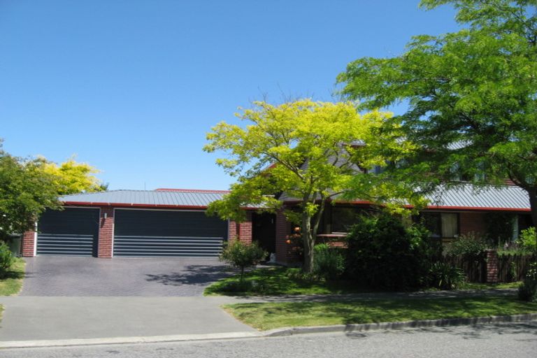 Photo of property in 11 Kedleston Drive, Avonhead, Christchurch, 8042