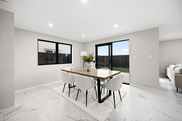 Photo of property in 16 Absolum Crescent, Chartwell, 3210