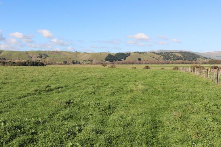 Photo of property in 671 Cornwall Road, East Taratahi, Carterton, 5887