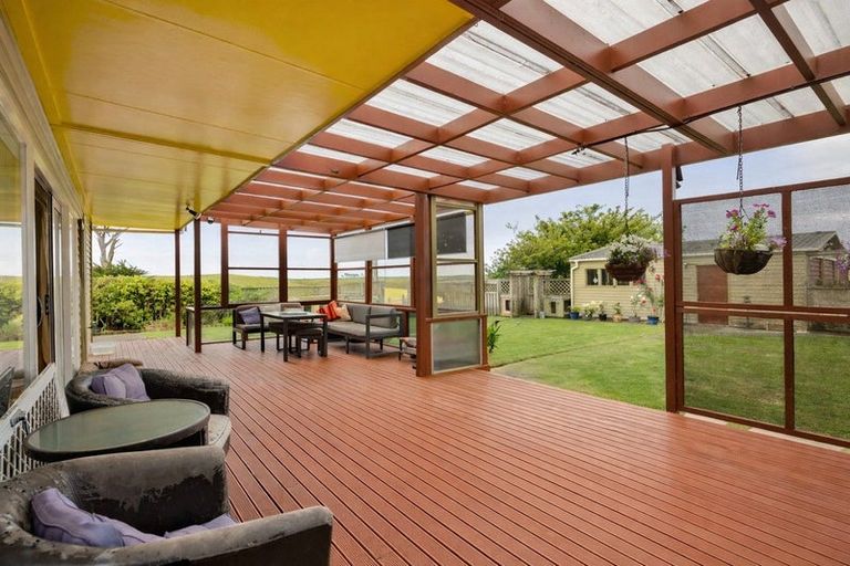 Photo of property in 15 Gilbert Street, Kakaramea, Patea, 4598