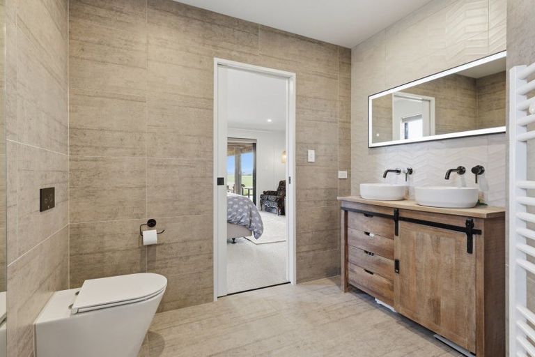 Photo of property in 206 Baker Road, Berwick Forest, Outram, 9073